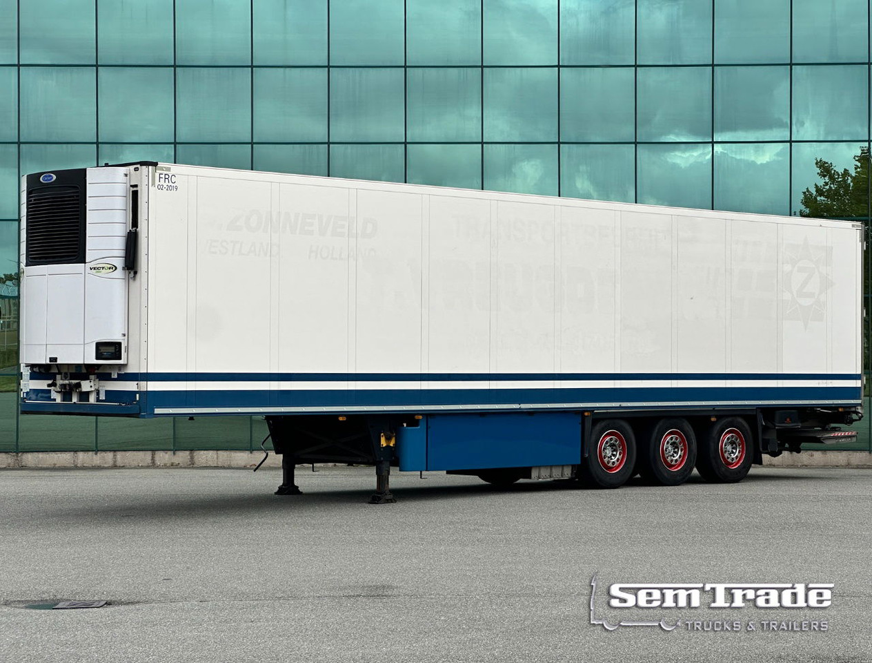 Schmitz Cargobull SCBS3B Carrier Vector 1550 Only 3367 Engine Hours Flowerwide 270 CM High Inside Lift Axle Tail Lift - Semirremolque frigorífico: foto 1 Schmitz Cargobull SCBS3B Carrier Vector 1550 Only 3367 Engine Hours Flowerwide 270 CM High Inside Lift Axle Tail Lift - Semirremolque frigorífico: foto 1