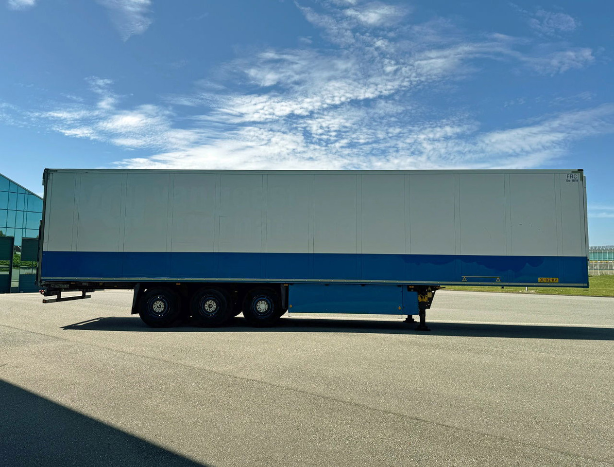 Schmitz Cargobull Thermo King SLX300 With Only 6.200 Hours 1340 x 250 x 270 CM Inside TOP Condition NL Trailer - Semirremolque frigorífico: foto 5 Schmitz Cargobull Thermo King SLX300 With Only 6.200 Hours 1340 x 250 x 270 CM Inside TOP Condition NL Trailer - Semirremolque frigorífico: foto 5