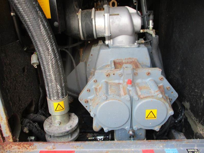 Atlas-Copco XAHS 336 CD - Compresor de aire: foto 4 Atlas-Copco XAHS 336 CD - Compresor de aire: foto 4