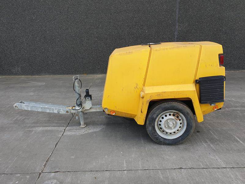 Kaeser M 30 - Compresor de aire: foto 1 Kaeser M 30 - Compresor de aire: foto 1