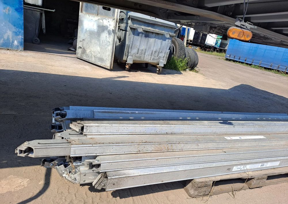 Schmitz Cargobull Belki Doppelstock do naczepy Krone i innych - wyposażenie naczepy - Implemento para Remolque: foto 3 Schmitz Cargobull Belki Doppelstock do naczepy Krone i innych - wyposażenie naczepy - Implemento para Remolque: foto 3