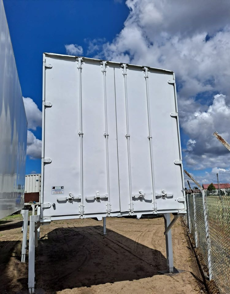 Inny KONTENER płaski 7,45 - Caja cerrada: foto 2 Inny KONTENER płaski 7,45 - Caja cerrada: foto 2