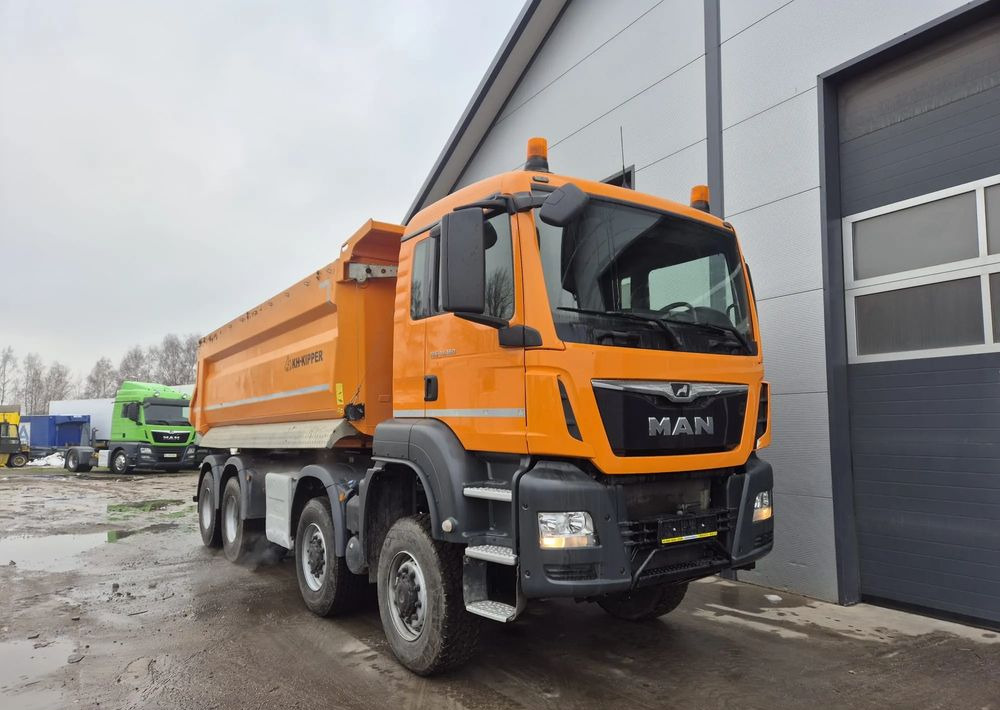 MAN TGS 41.460 oxo WYWROTKA tylnozasypowa KH-KIPPER EURO 6 - Camión volquete: foto 4 MAN TGS 41.460 oxo WYWROTKA tylnozasypowa KH-KIPPER EURO 6 - Camión volquete: foto 4