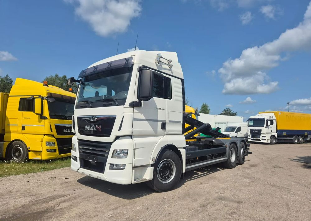 MAN TGX 26-460 Hakowiec oś skrętna - Camión multibasculante: foto 4 MAN TGX 26-460 Hakowiec oś skrętna - Camión multibasculante: foto 4