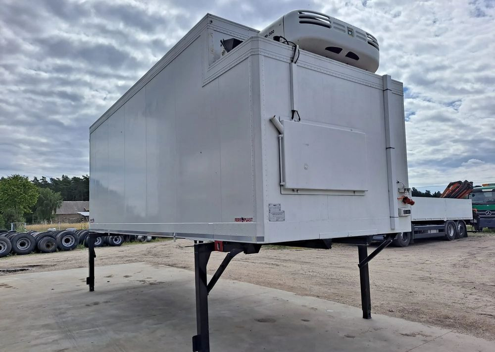 Schmitz Cargobull Kontener chłodnia BDF Thermo King MD300 - Remolque frigorífico: foto 3 Schmitz Cargobull Kontener chłodnia BDF Thermo King MD300 - Remolque frigorífico: foto 3