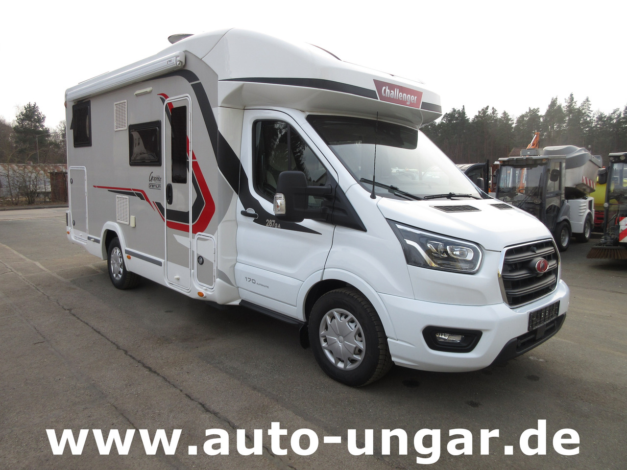 Autocaravana perfilada CHALLENGER 287 GA Graphite Premium 10'Km Klima Standheizung 170PS Automatik Navi SAT PV-Anlage 1. Hd: foto 1