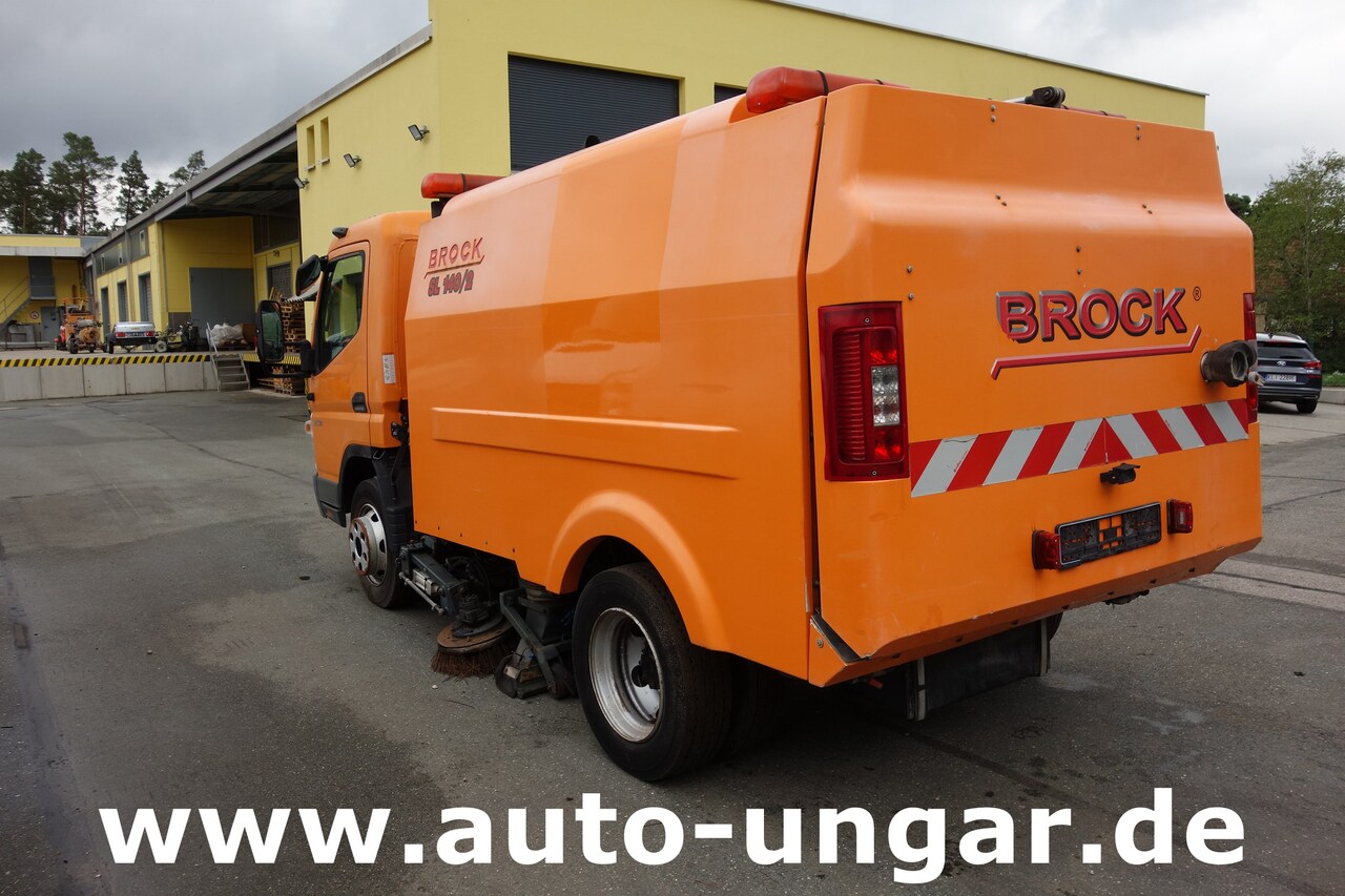 Mitsubishi Fuso Canter 7C15 mit Brock SL 140/2 Kehrmaschine Euro 4 - Barredora vial: foto 5 Mitsubishi Fuso Canter 7C15 mit Brock SL 140/2 Kehrmaschine Euro 4 - Barredora vial: foto 5