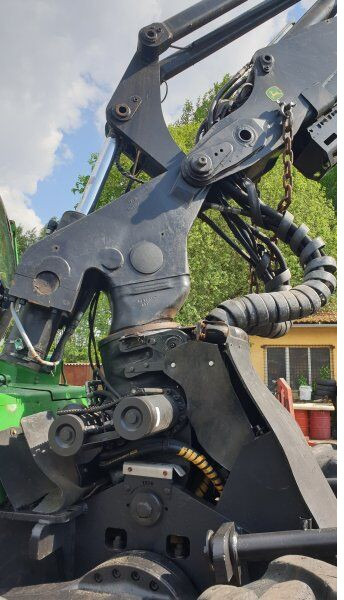 John Deere 1270E 6W - Procesadora forestal: foto 5 John Deere 1270E 6W - Procesadora forestal: foto 5