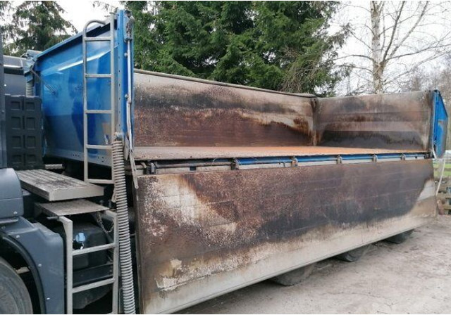 Camión volquete MAN TGS 35.440 EUR6 tridem 8x4: foto 7 Camión volquete MAN TGS 35.440 EUR6 tridem 8x4: foto 7