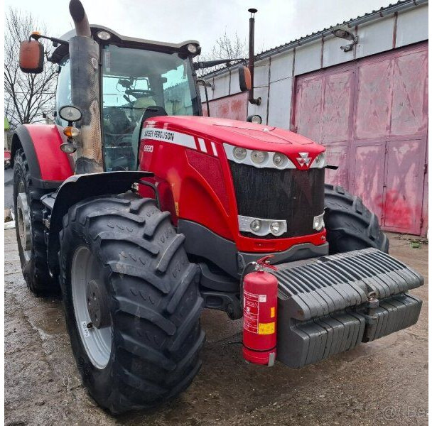 Massey Ferguson 8690 - Tractor: foto 1 Massey Ferguson 8690 - Tractor: foto 1