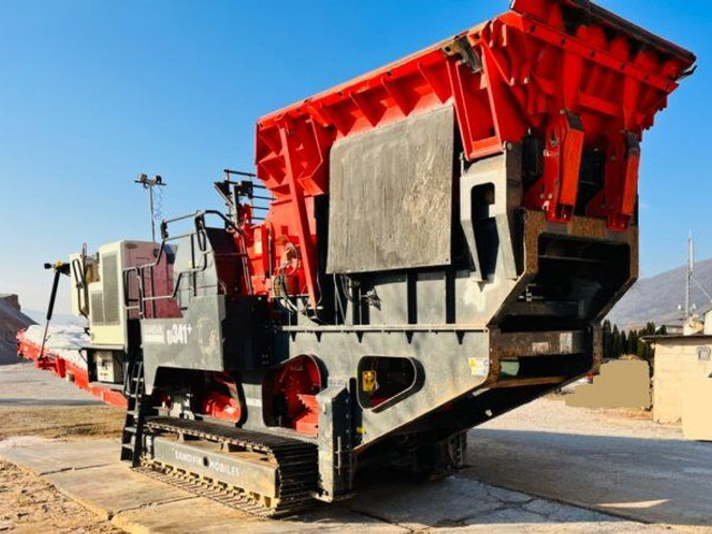 Sandvik QJ 341+ - Trituradora de mandíbula: foto 1 Sandvik QJ 341+ - Trituradora de mandíbula: foto 1