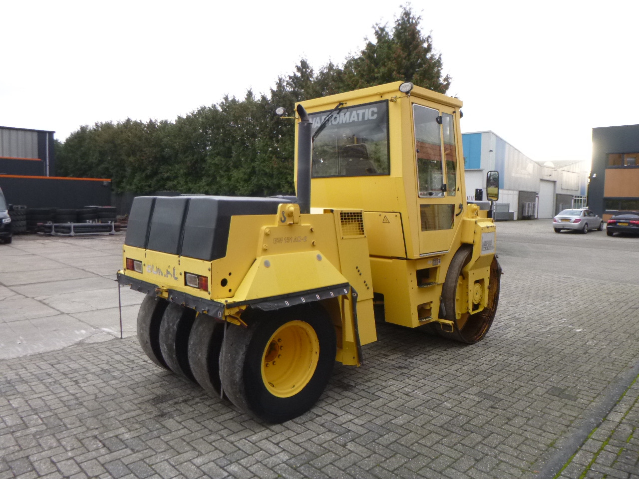 BOMAG BW151AC-2 - Compactador mixto: foto 5 BOMAG BW151AC-2 - Compactador mixto: foto 5