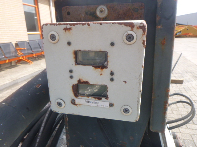 Pavimentadora de asfalto DYNAPAC SB1250PL: foto 16