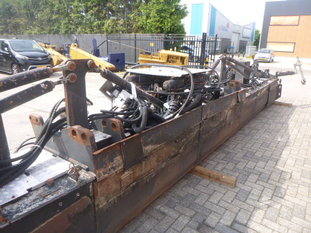 Pavimentadora de asfalto DYNAPAC SB1250PL: foto 8