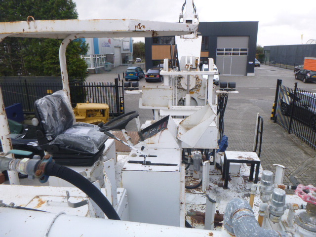 Tuneladora FUJI BUSSAN B-SFW1C-6S   DRY / WET SHOTCRETE & GUNITE MACHINE: foto 13