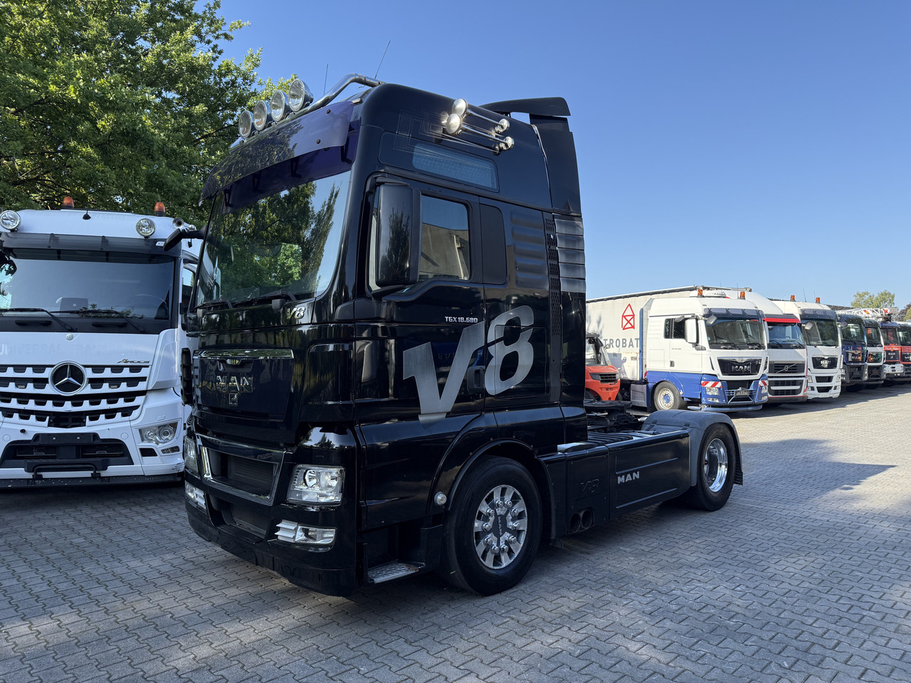 MAN TGX 18.680 4X2 BLS V8 - Cabeza tractora: foto 1 MAN TGX 18.680 4X2 BLS V8 - Cabeza tractora: foto 1
