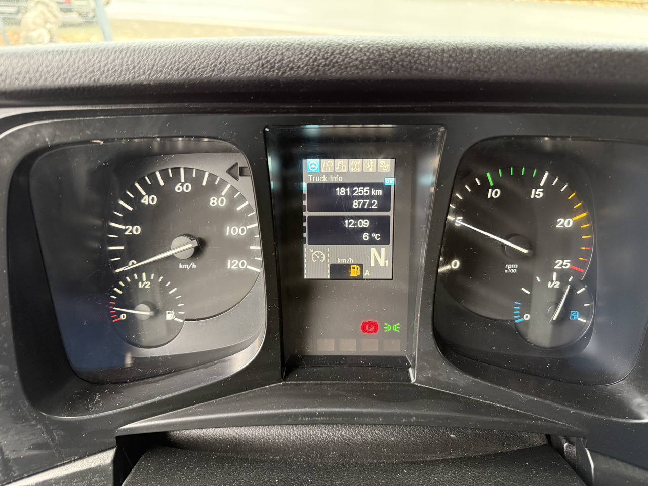 Mercedes-Benz Arocs 2642 LS 6X4 - Cabeza tractora: foto 4 Mercedes-Benz Arocs 2642 LS 6X4 - Cabeza tractora: foto 4