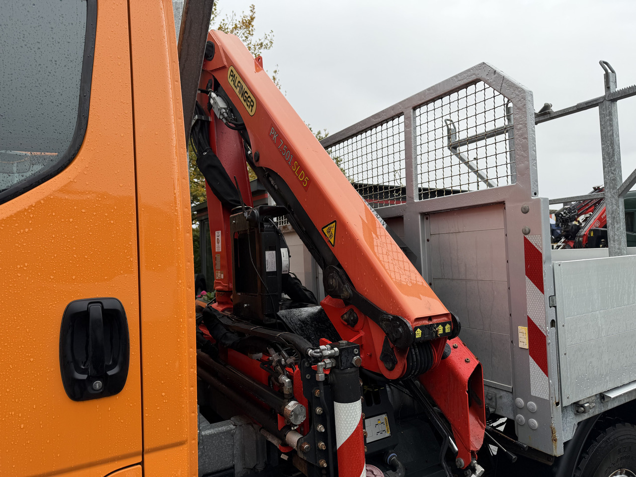 Iveco Daily 55S18W 4X4 Palfinger PK 7.501 - Caja abierta furgoneta: foto 4 Iveco Daily 55S18W 4X4 Palfinger PK 7.501 - Caja abierta furgoneta: foto 4