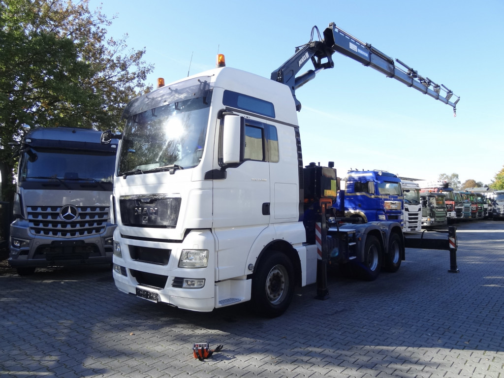 MAN TGX 33.480 6X4 Kran MKG 381 bis 20 Meter - Camión grúa, Cabeza tractora: foto 1 MAN TGX 33.480 6X4 Kran MKG 381 bis 20 Meter - Camión grúa, Cabeza tractora: foto 1