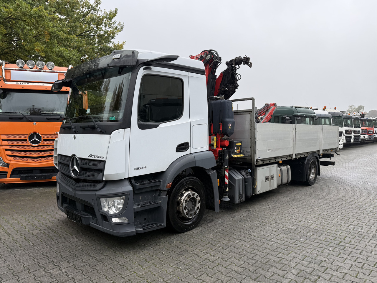 Mercedes-Benz Actros MP5 1824 Kran Fassi F155 - Camión caja abierta, Camión grúa: foto 1 Mercedes-Benz Actros MP5 1824 Kran Fassi F155 - Camión caja abierta, Camión grúa: foto 1