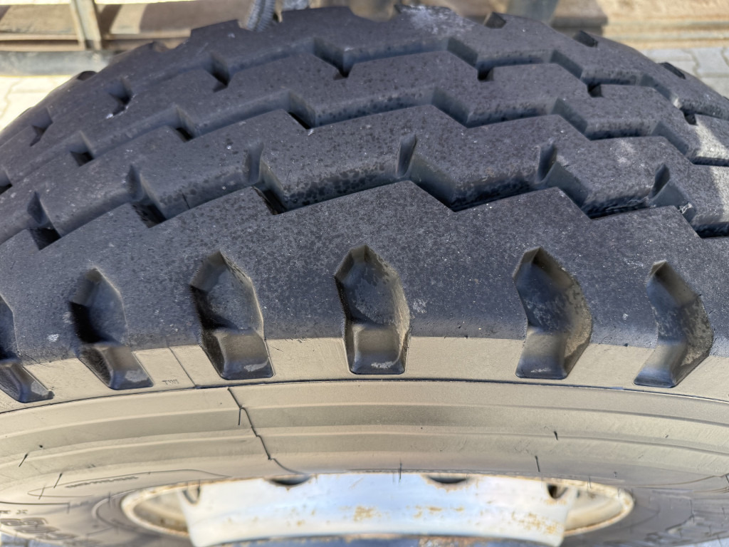 Mercedes-Benz Axor 1829 AK 4X4 Meiller - Camión volquete: foto 5 Mercedes-Benz Axor 1829 AK 4X4 Meiller - Camión volquete: foto 5