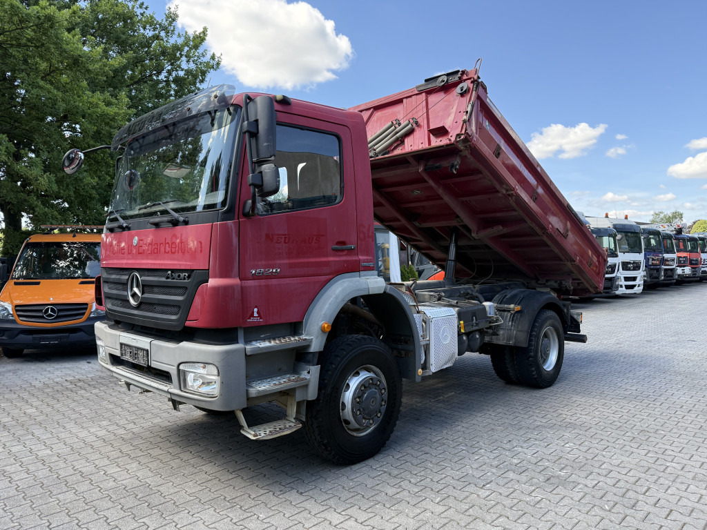 Mercedes-Benz Axor 1829 AK 4X4 Meiller - Camión volquete: foto 1 Mercedes-Benz Axor 1829 AK 4X4 Meiller - Camión volquete: foto 1