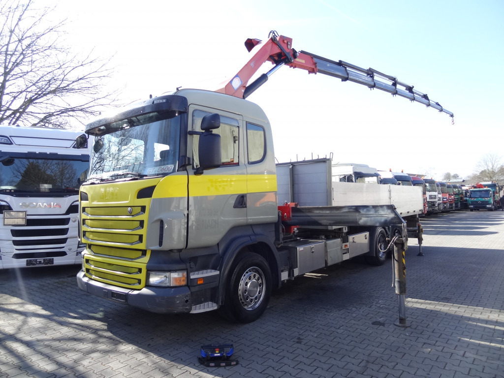 Scania R440 6X2*4 Kran HMF 3000 bis 30 Meter - Camión grúa, Camión caja abierta: foto 1 Scania R440 6X2*4 Kran HMF 3000 bis 30 Meter - Camión grúa, Camión caja abierta: foto 1