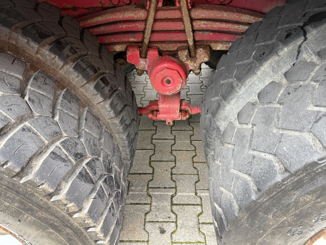 Scania R580 8X4 Kipper Kran HIAB 244-5 - Camión volquete, Camión grúa: foto 3 Scania R580 8X4 Kipper Kran HIAB 244-5 - Camión volquete, Camión grúa: foto 3