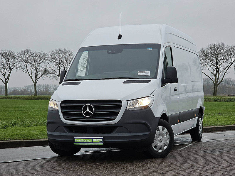 Mercedes-Benz Sprinter 215 ac automaat EURO6 - Furgón: foto 1 Mercedes-Benz Sprinter 215 ac automaat EURO6 - Furgón: foto 1