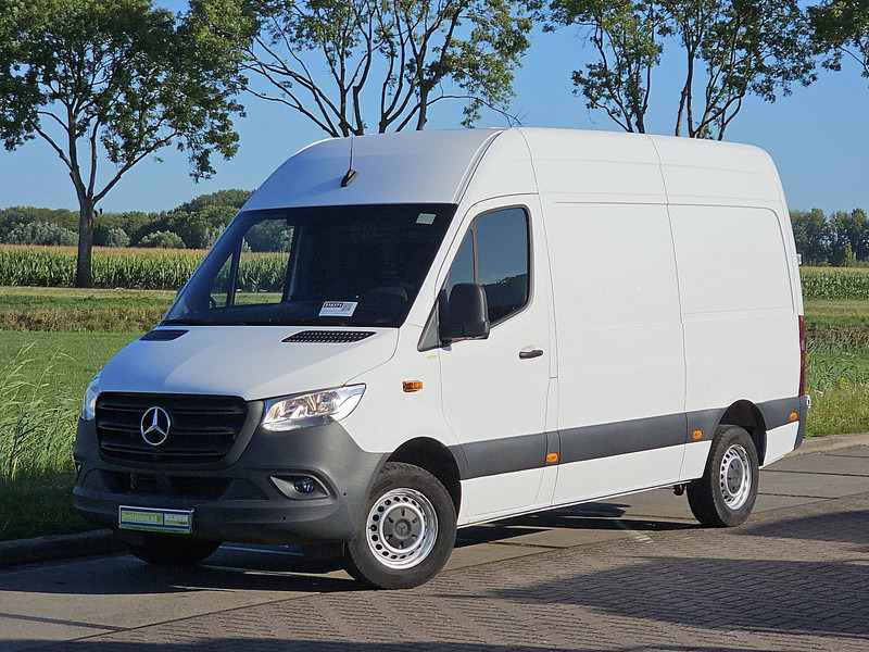 Mercedes-Benz Sprinter 317 L2H2 Navi Euro6 - Furgón: foto 2 Mercedes-Benz Sprinter 317 L2H2 Navi Euro6 - Furgón: foto 2