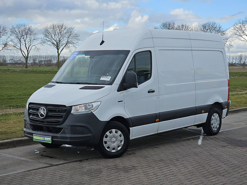 Mercedes-Benz eSprinter E-SRINTER AUT. L2H2 - Furgón, Furgoneta eléctrica: foto 2 Mercedes-Benz eSprinter E-SRINTER AUT. L2H2 - Furgón, Furgoneta eléctrica: foto 2