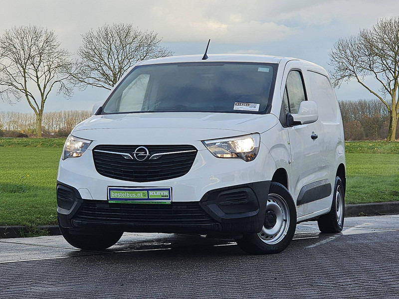 Furgoneta caja cerrada Opel Combo 1.6 Navi Euro6 NAP: foto 1