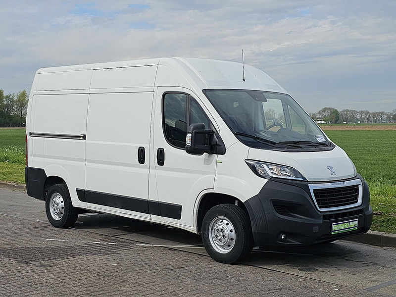 Peugeot Boxer 2.2 L2H2 140Pk Navi Eur6 - Furgón: foto 5 Peugeot Boxer 2.2 L2H2 140Pk Navi Eur6 - Furgón: foto 5