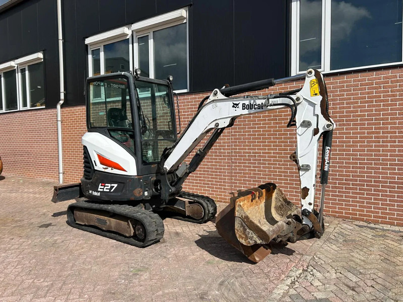 Bobcat E27 - Miniexcavadora: foto 3 Bobcat E27 - Miniexcavadora: foto 3