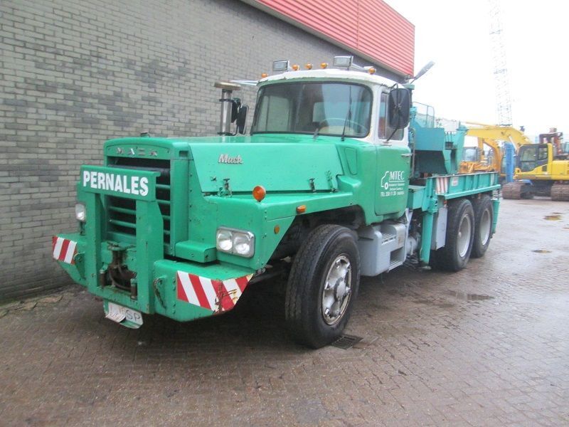 MACK DM807 - Camión grúa, Autogrúa: foto 1 MACK DM807 - Camión grúa, Autogrúa: foto 1