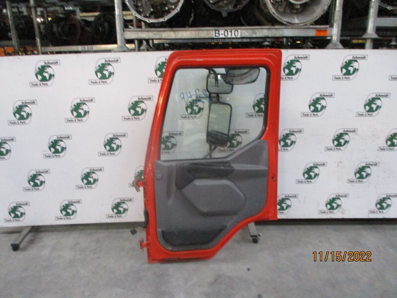 DAF 1701094 DEUR DAF LF SERRIE RECHTS - Puerta y piezas para Camión: foto 2 DAF 1701094 DEUR DAF LF SERRIE RECHTS - Puerta y piezas para Camión: foto 2