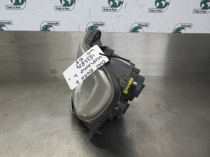 DAF 1835874 KOPLAMP DAF XF CF EURO 6 MODEL LINKS - Faro delantero para Camión: foto 4 DAF 1835874 KOPLAMP DAF XF CF EURO 6 MODEL LINKS - Faro delantero para Camión: foto 4