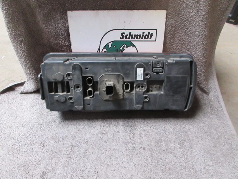 DAF 1875580 /// 1875581 ACHTERLAMP DAF CF XF LF EURO 6 R+L - Luz trasera para Camión: foto 3 DAF 1875580 /// 1875581 ACHTERLAMP DAF CF XF LF EURO 6 R+L - Luz trasera para Camión: foto 3