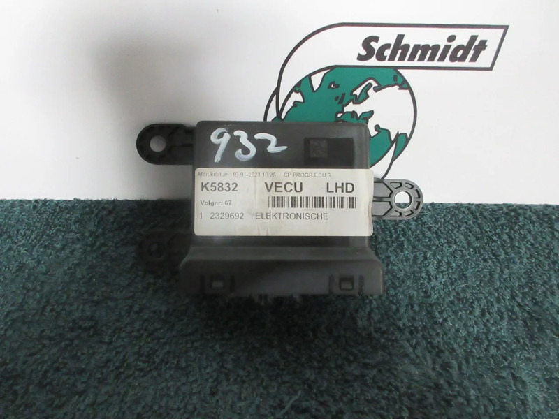 DAF 2329692 VECU MODULEN DAF XG 480 - Sistema eléctrico para Camión: foto 2 DAF 2329692 VECU MODULEN DAF XG 480 - Sistema eléctrico para Camión: foto 2