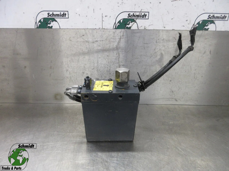 Iveco 504173053 KANTEL CILINDER IVECO S WAY EURO 6 MODEL 2023 - Cabina e interior para Camión: foto 1 Iveco 504173053 KANTEL CILINDER IVECO S WAY EURO 6 MODEL 2023 - Cabina e interior para Camión: foto 1