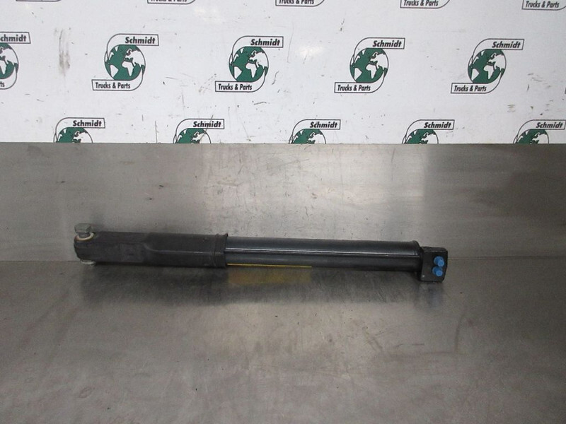 Iveco 504173057/5802758463 KANTEL CILINDER S WAY EURO 6 MODEL 2021 - Cabina e interior para Camión: foto 2 Iveco 504173057/5802758463 KANTEL CILINDER S WAY EURO 6 MODEL 2021 - Cabina e interior para Camión: foto 2