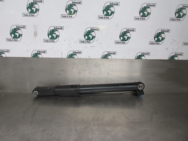 Iveco 504173057/5802758463 KANTEL CILINDER S WAY EURO 6 MODEL 2021 - Cabina e interior para Camión: foto 3 Iveco 504173057/5802758463 KANTEL CILINDER S WAY EURO 6 MODEL 2021 - Cabina e interior para Camión: foto 3