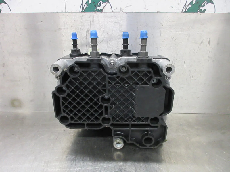 Iveco 5802434697 AD BLUE POMP IVECO S WAY 440S42 MODEL 2023 - Procesamiento de combustible para Camión: foto 2 Iveco 5802434697 AD BLUE POMP IVECO S WAY 440S42 MODEL 2023 - Procesamiento de combustible para Camión: foto 2