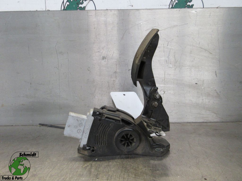 MAN 81.25970-6103 Gaspedaal - Pedal para Camión: foto 1 MAN 81.25970-6103 Gaspedaal - Pedal para Camión: foto 1