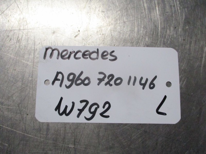 Mercedes-Benz A 960 720 11 46 Actros Mp4 Raammechaniek Links - Motor de elevación de ventanas para Camión: foto 4 Mercedes-Benz A 960 720 11 46 Actros Mp4 Raammechaniek Links - Motor de elevación de ventanas para Camión: foto 4