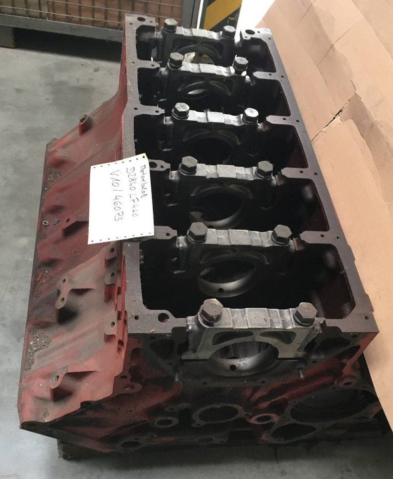 MAN/Mercedes OM403 - Bloque de cilindros: foto 3 MAN/Mercedes OM403 - Bloque de cilindros: foto 3