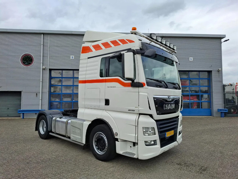 MAN TGX 18.440 / TUV:25-07-2025 / ONLY:299058 KM / NL TRUCK / NAVI / ACC / LWDS / FRIDGE / AUTOMATIC / EURO-6 / 2017 - Cabeza tractora: foto 2 MAN TGX 18.440 / TUV:25-07-2025 / ONLY:299058 KM / NL TRUCK / NAVI / ACC / LWDS / FRIDGE / AUTOMATIC / EURO-6 / 2017 - Cabeza tractora: foto 2