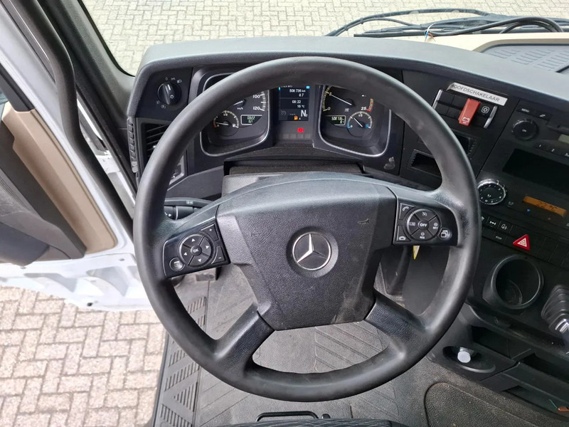Cabeza tractora Mercedes-Benz Actros 1945 / DOUBLE TANK / ONLY:508736 KM / 2XBED / FRIDGE / AUTOMATIC / EURO-6 / 2015: foto 13