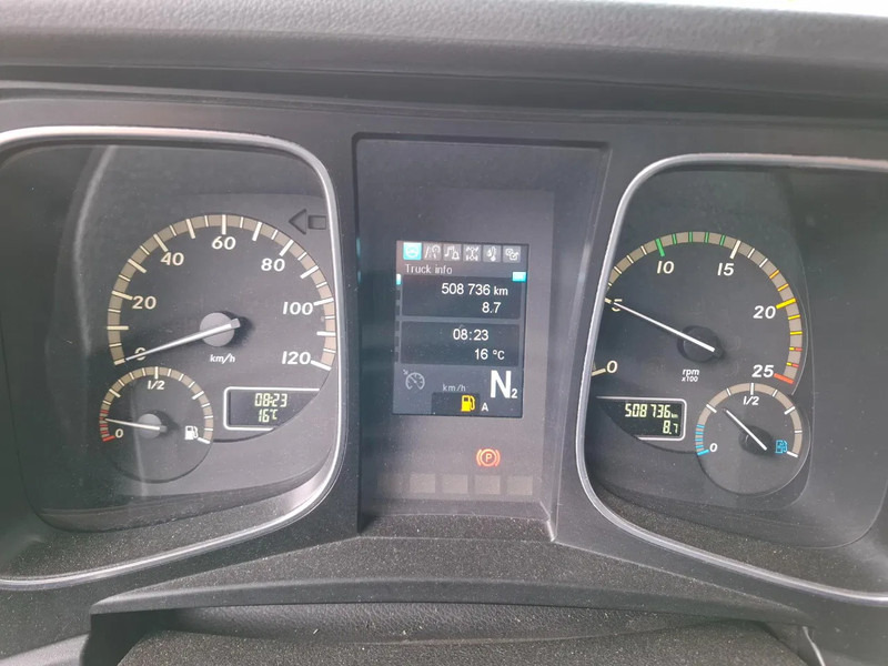 Cabeza tractora Mercedes-Benz Actros 1945 / DOUBLE TANK / ONLY:508736 KM / 2XBED / FRIDGE / AUTOMATIC / EURO-6 / 2015: foto 16
