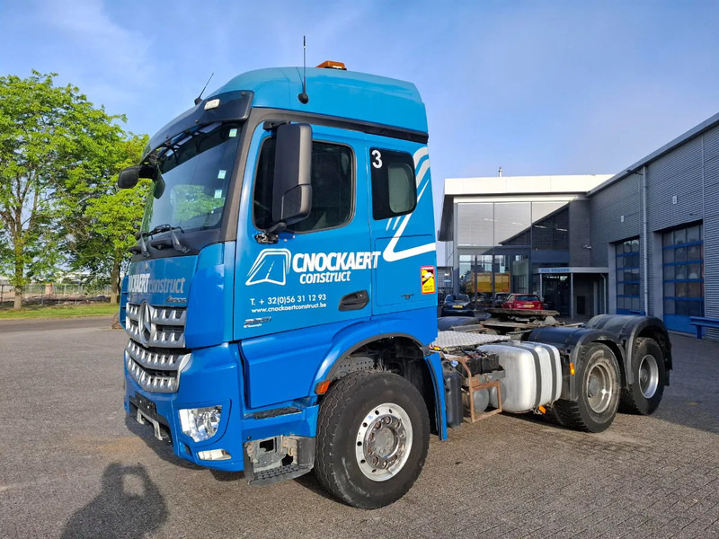 Mercedes-Benz Arocs 2851 / 6X4 / HYDRAULICS / BIG AXLE / ALCOA / AIRCO / AUTOMATIC / EURO-6 / 2015 - Cabeza tractora: foto 1 Mercedes-Benz Arocs 2851 / 6X4 / HYDRAULICS / BIG AXLE / ALCOA / AIRCO / AUTOMATIC / EURO-6 / 2015 - Cabeza tractora: foto 1